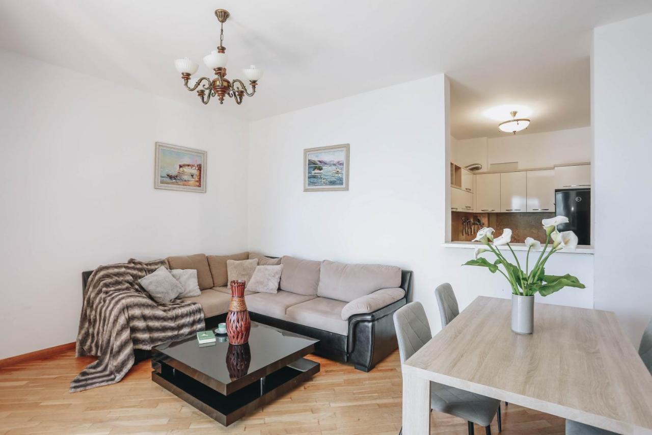 Apartment Near Ponta Nova Of Rafailovici Bečići Dış mekan fotoğraf