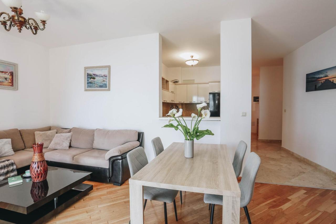 Apartment Near Ponta Nova Of Rafailovici Bečići Dış mekan fotoğraf