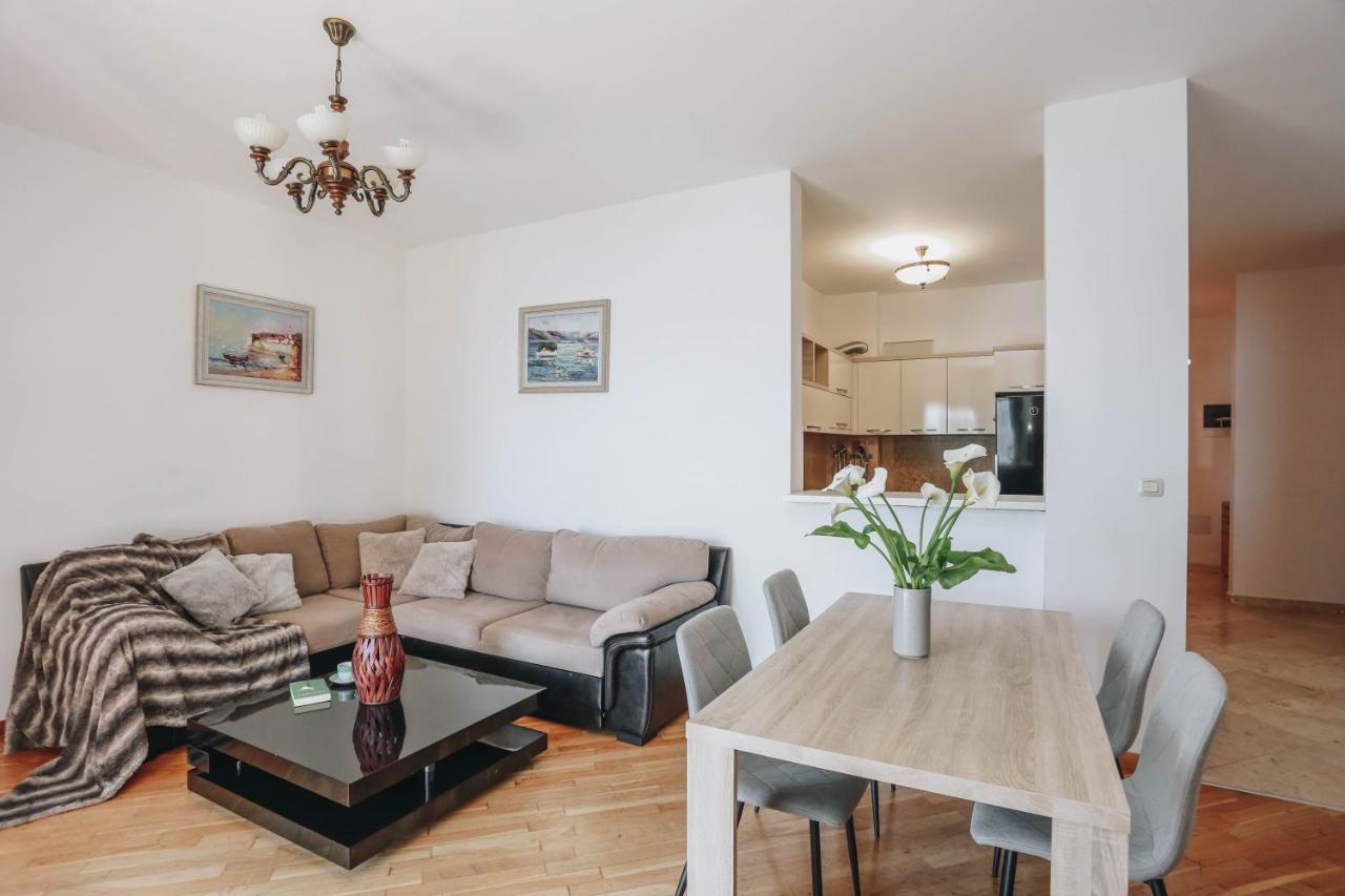 Apartment Near Ponta Nova Of Rafailovici Bečići Dış mekan fotoğraf