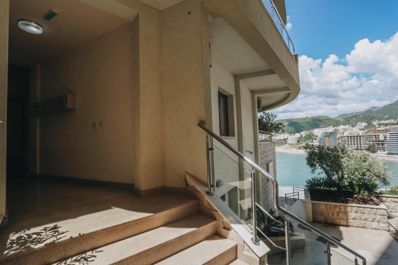 Apartment Near Ponta Nova Of Rafailovici Bečići Dış mekan fotoğraf