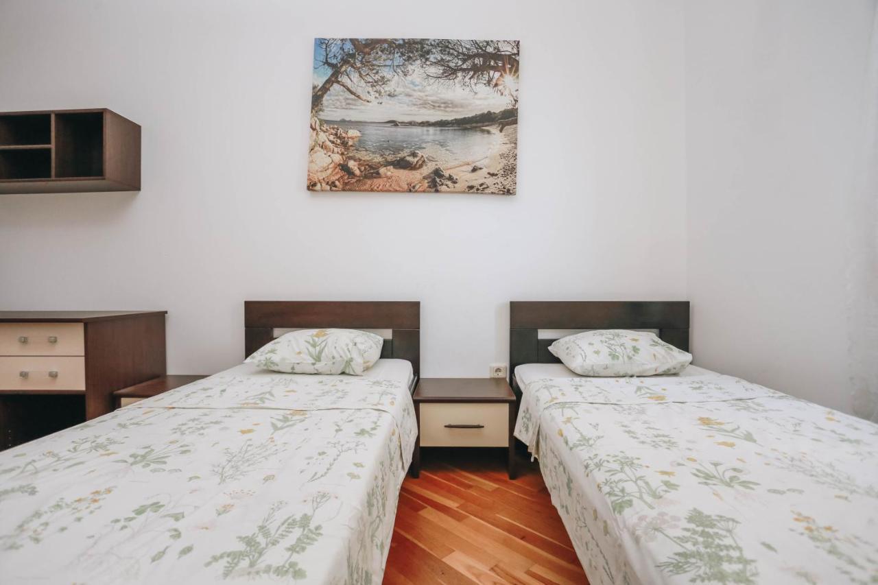 Apartment Near Ponta Nova Of Rafailovici Bečići Dış mekan fotoğraf