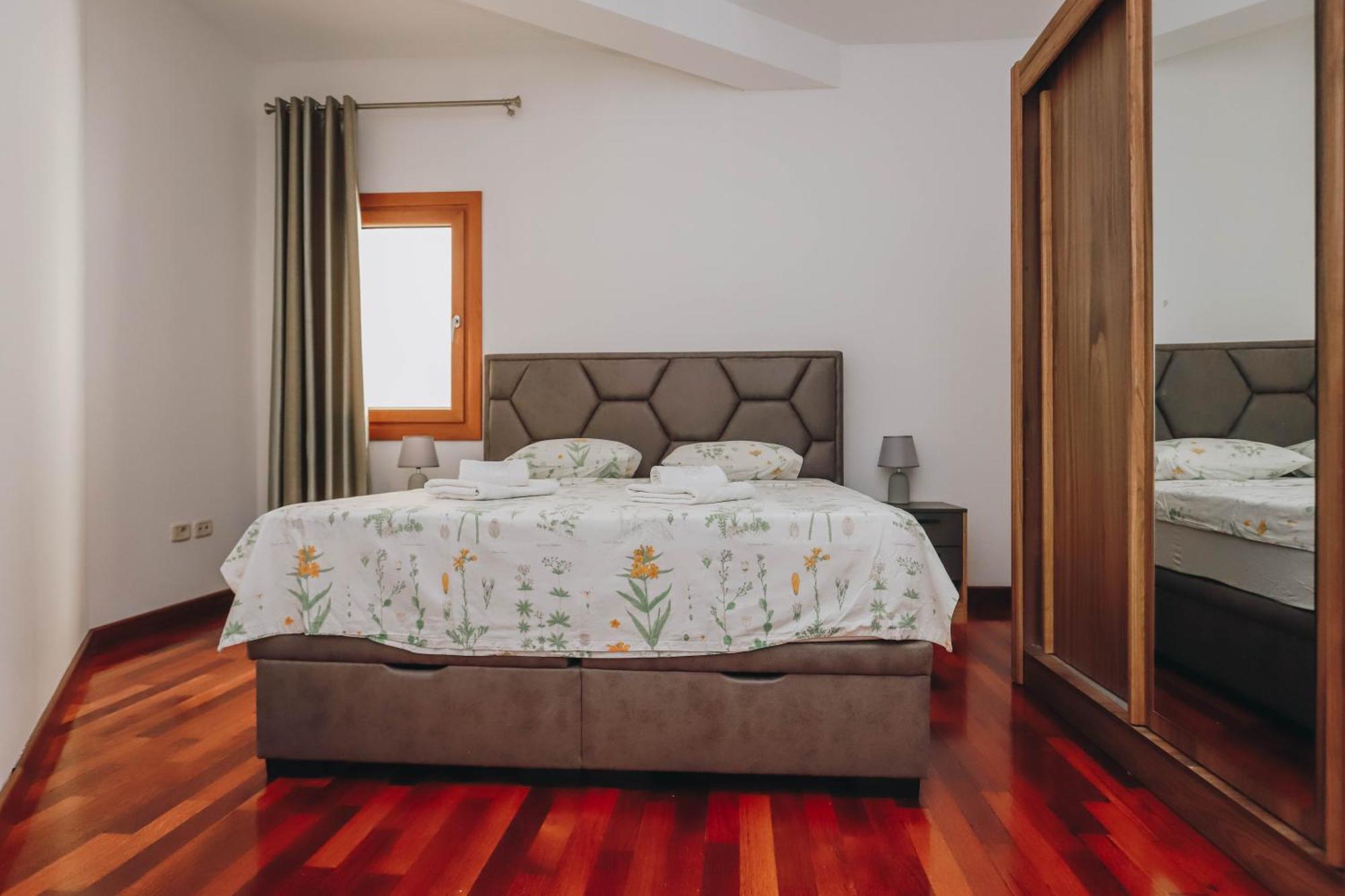 Apartment Near Ponta Nova Of Rafailovici Bečići Dış mekan fotoğraf