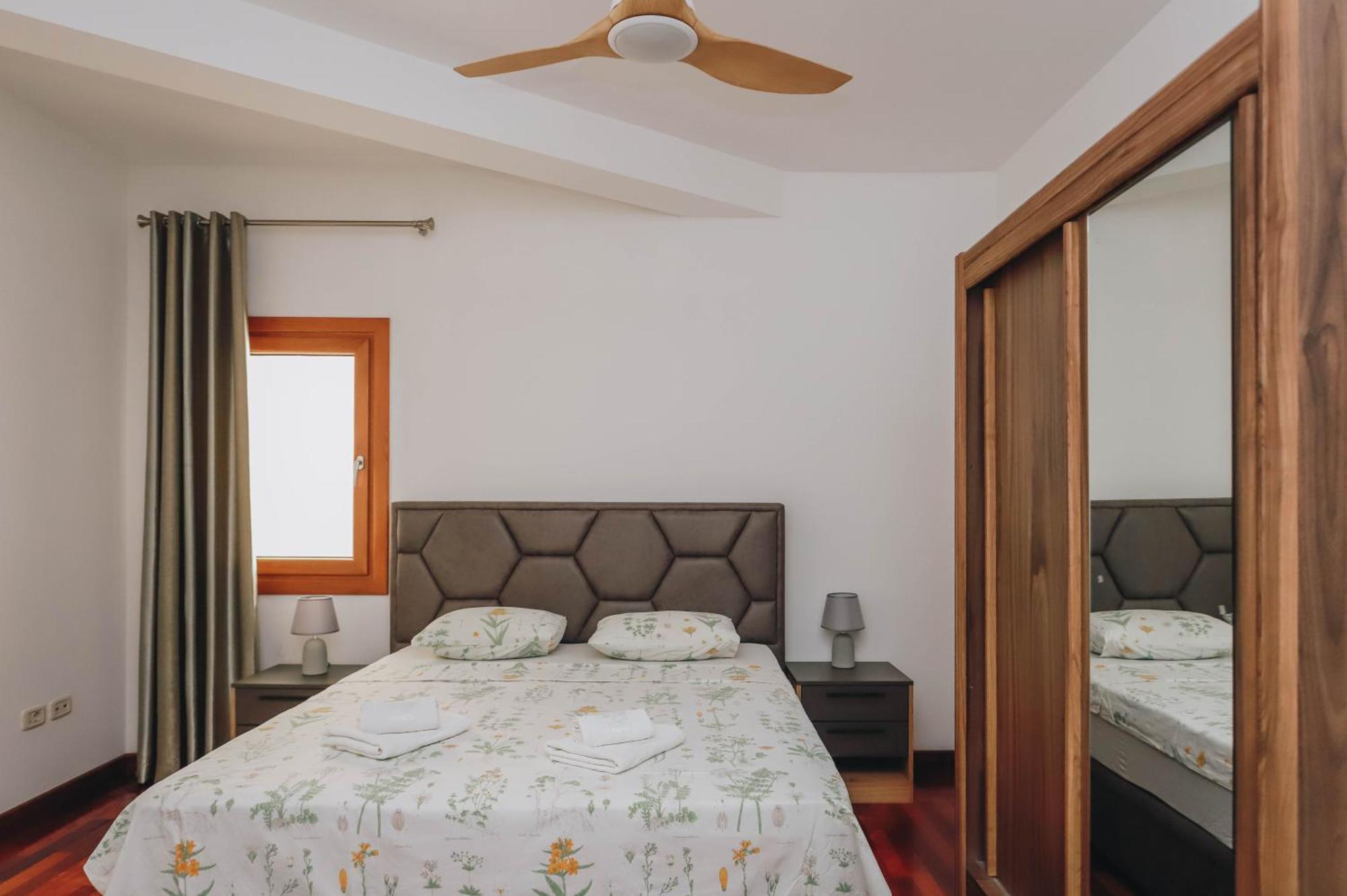 Apartment Near Ponta Nova Of Rafailovici Bečići Dış mekan fotoğraf